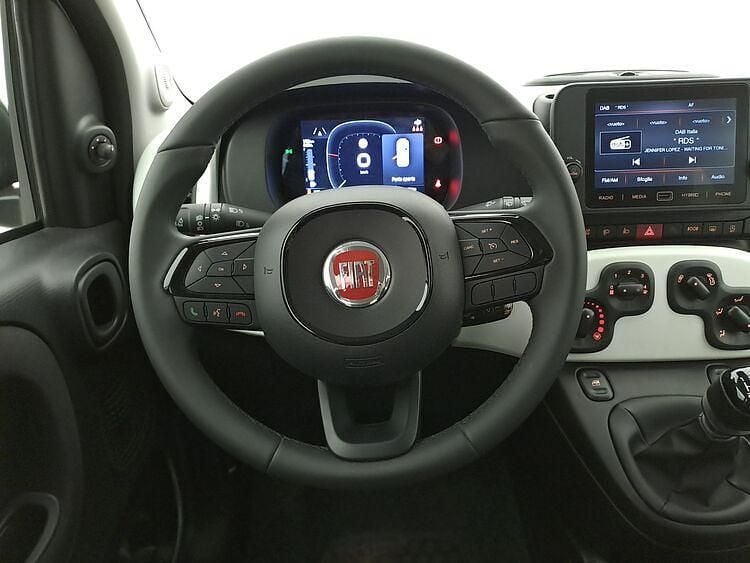 Usata Fiat Panda Cross Cross 71 CV (52 kW) 2025 Verde scuro Utilitaria