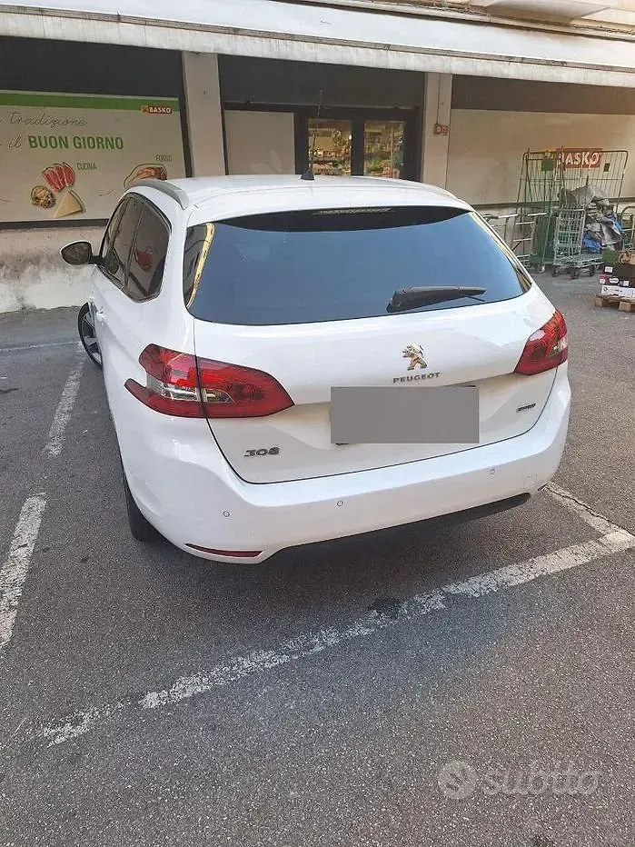 Usata Peugeot 308 SW 150 CV (110 kW) 2016 Bianco Station wagon