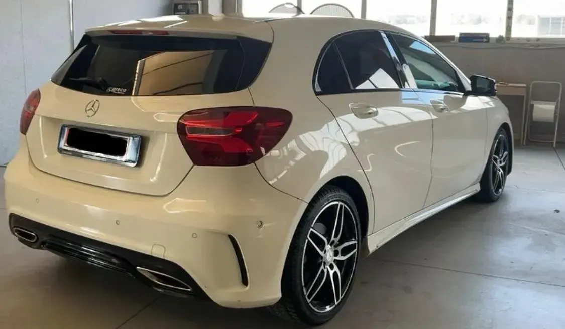 Usata Mercedes A200 Premium 136 CV (100 kW) 2016 Bianco Berlina