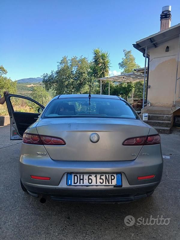 Usata Alfa Romeo 159 150 CV (110 kW) 2007 Grigio Berlina