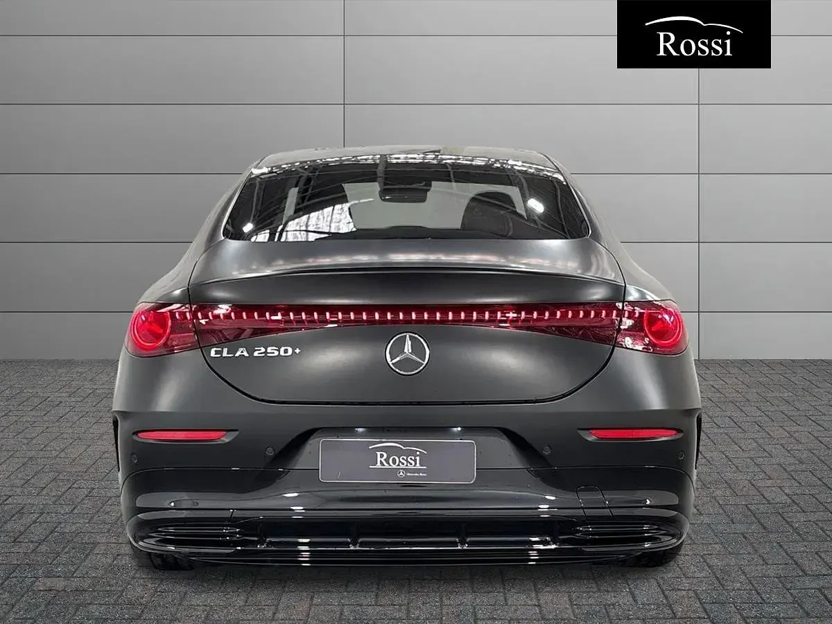 Nuova Mercedes CLA 250+ 200 kW (272 CV) 2026 Nero Berlina