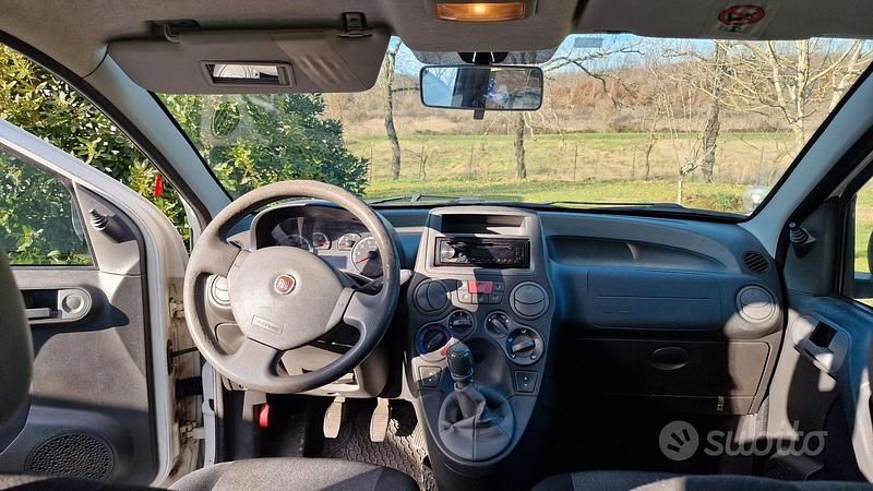 Usata Fiat Panda 4x4 Climbing 75 CV (55 kW) 2011 Bianco Utilitaria