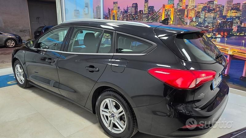 Usata Ford Focus Titanium 120 CV (88 kW) 2020 Nero Station wagon