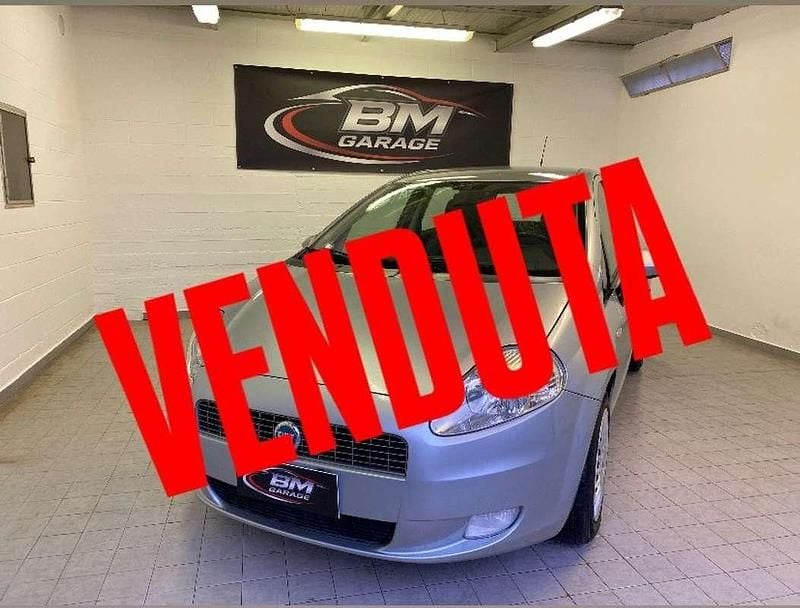 Usata Fiat Grande Punto Dynamic 65 CV (47 kW) 2005 Utilitaria