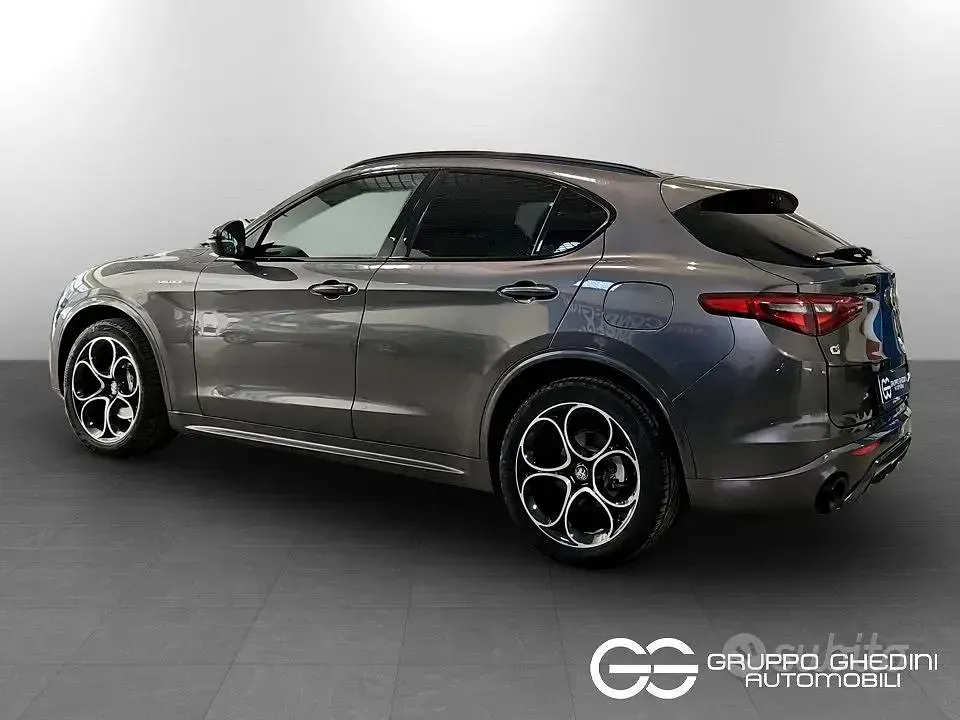 Usata Alfa Romeo Stelvio Veloce 210 CV (154 kW) 2022 Grigio SUV