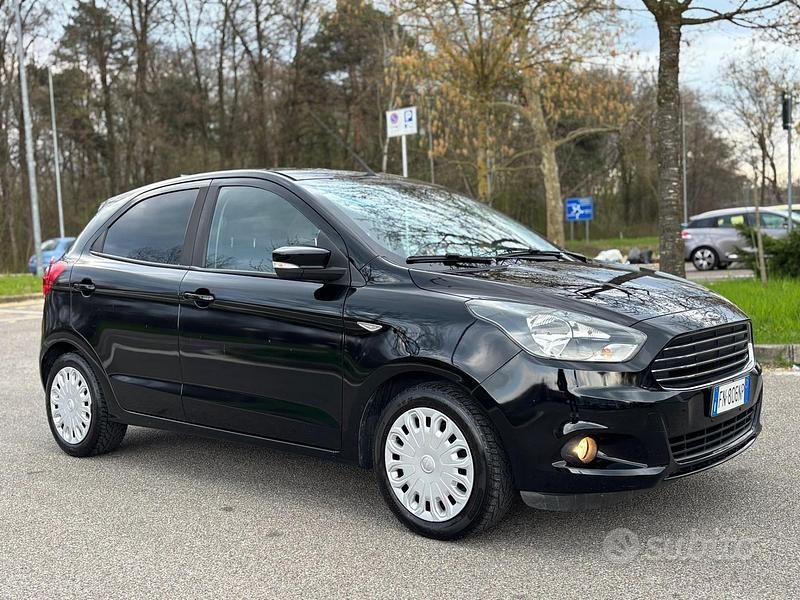 Usata Ford Ka Ultimate 86 CV (63 kW) 2018 Nero Berlina