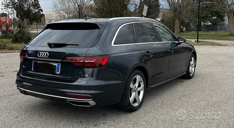 Usata Audi A4 Business 163 CV (119 kW) 2020 Grigio Station wagon