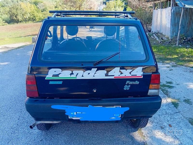 Usado Fiat Panda 4x4 50 CV (36 kW) 1992 Azul Utilitario