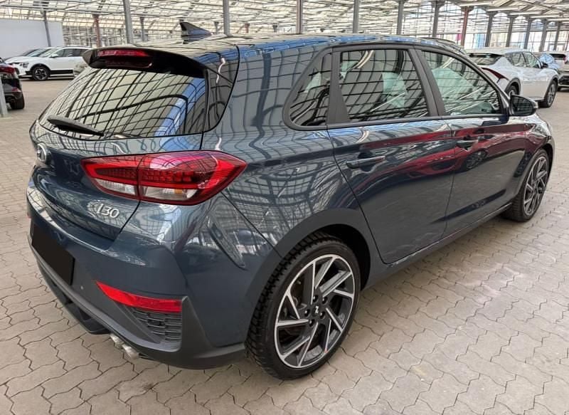 Usata Hyundai i30 N Line 160 CV (117 kW) 2023 Blu metallizzato Berlina