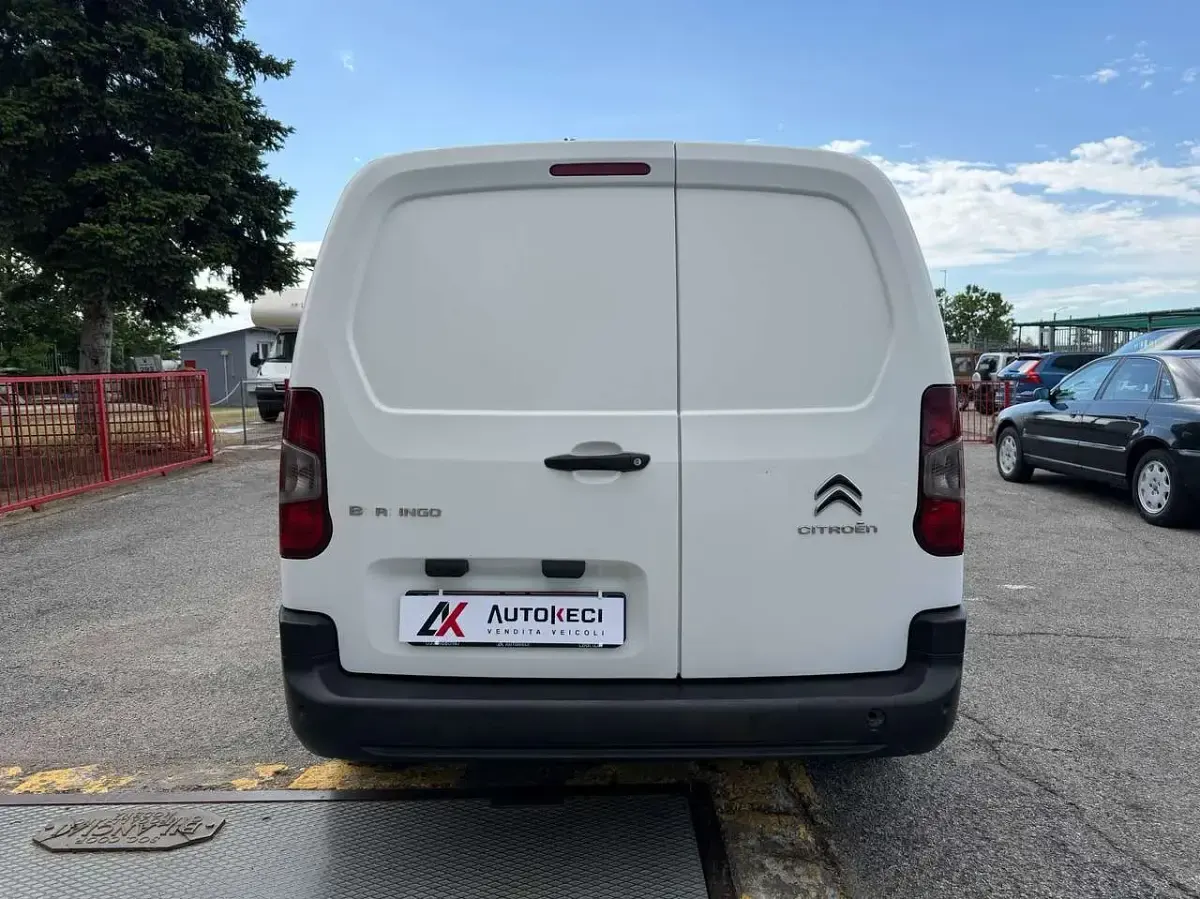 Usata Citroën Jumpy 131 CV (96 kW) 2021 Bianco Monovolume