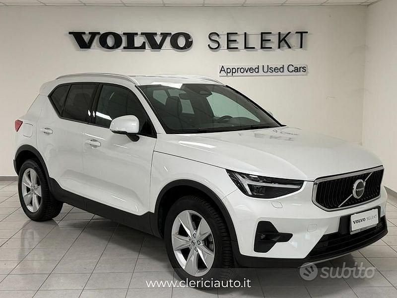 Usata Volvo XC40 Core 163 CV (119 kW) 2025 Bianco SUV
