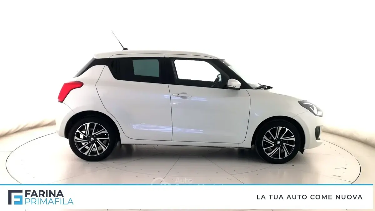 Usata Suzuki Swift 83 CV (61 kW) 2023 Bianco Utilitaria