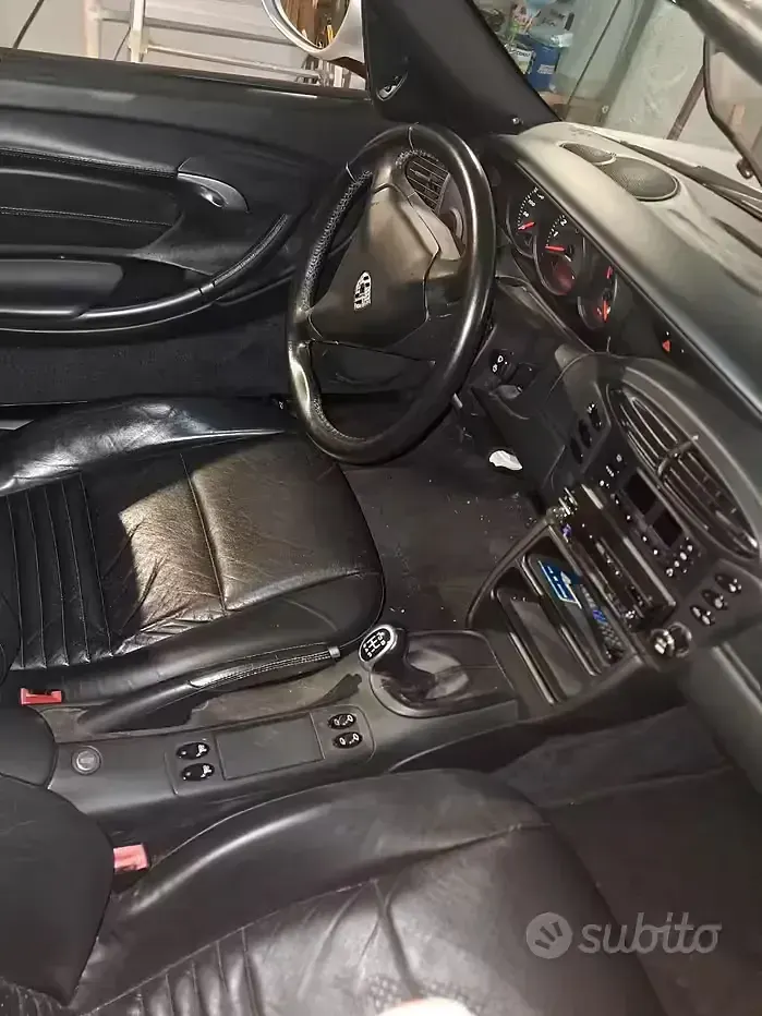 Gebraucht Porsche Boxster 220 PS (161 kW) 2000 Grau Cabrio