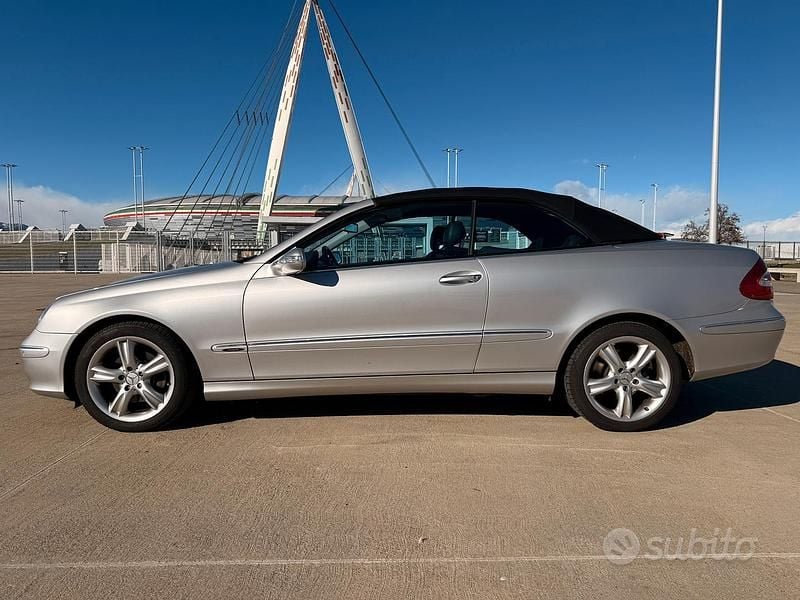 Usata Mercedes CLK200 2003 Grigio Cabrio
