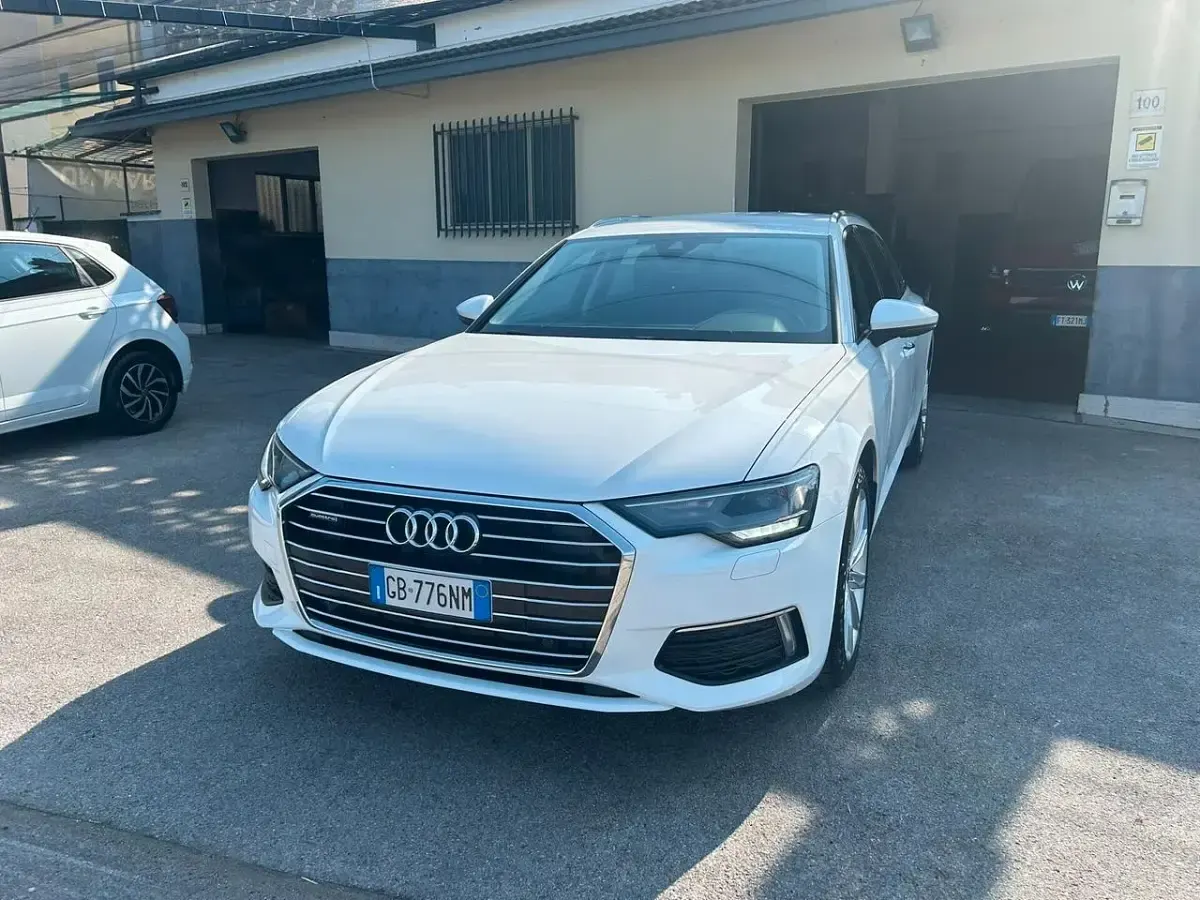 Usata Audi A6 Design 203 CV (149 kW) 2020 Bianco Station wagon