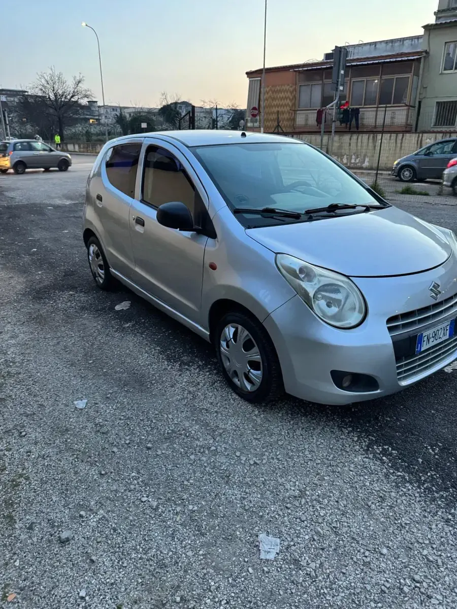 Usata Suzuki Alto GL 67 CV (49 kW) 2010 Argento Utilitaria