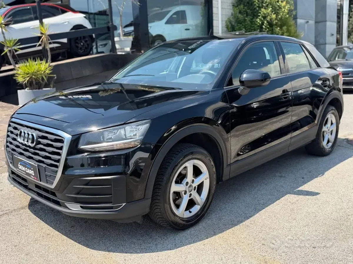 Usata Audi Q2 116 CV (85 kW) 2019 Nero SUV