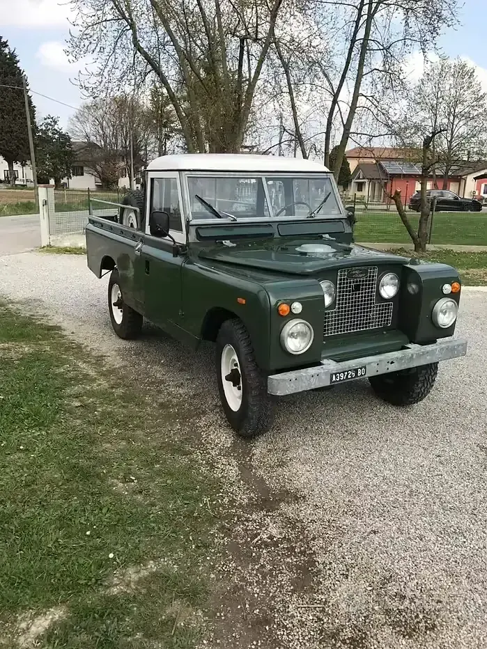 Usata Land Rover Defender 1960 Verde