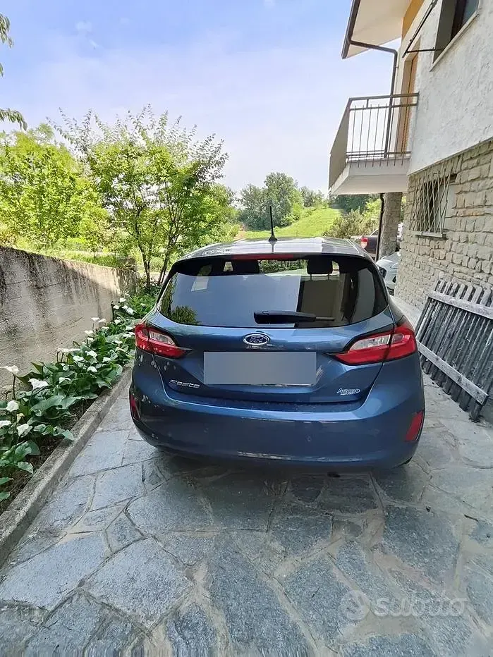Usata Ford Fiesta 75 CV (55 kW) 2023 Blu Utilitaria