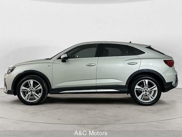 Usata Audi Q3 S-Line 150 CV (110 kW) 2024 Argento rugiada metallizzato SUV