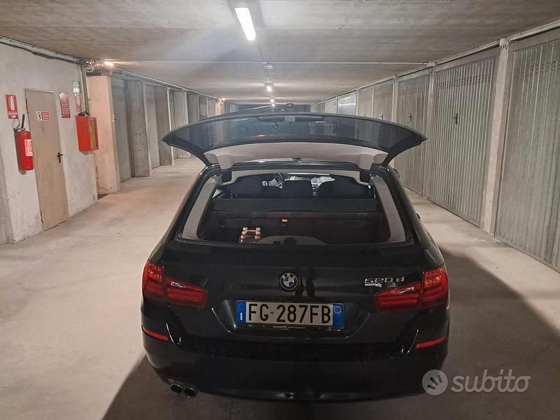 Usata BMW 520 190 CV (139 kW) 2016 Nero Station wagon