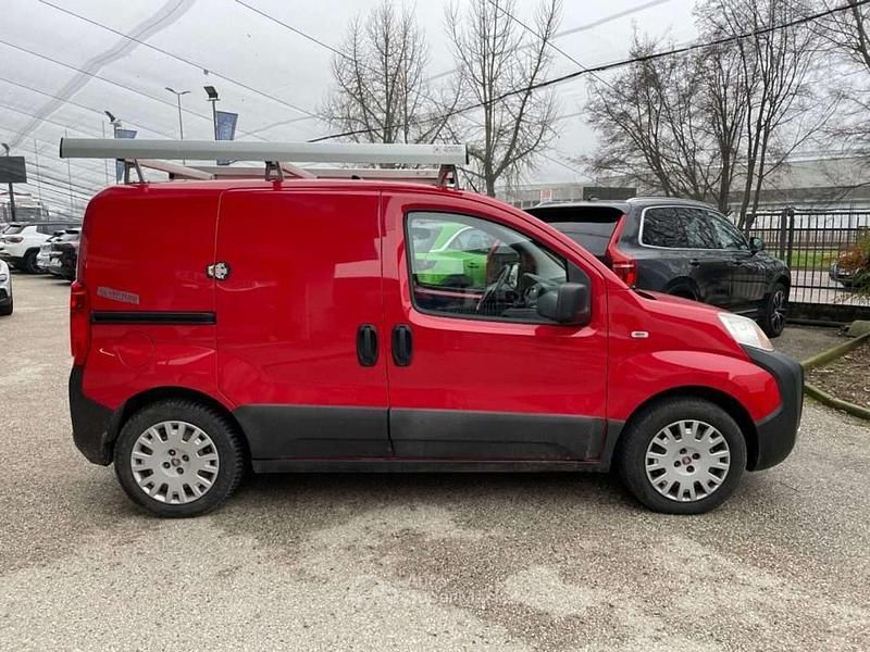 Usata Fiat Fiorino 95 CV (69 kW) 2016 Rosso pastello Monovolume