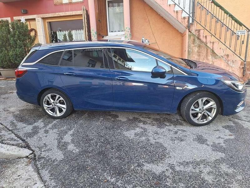 Usata Opel Astra Business Elegance 122 CV (89 kW) 2020 Blu/azzurro Station wagon