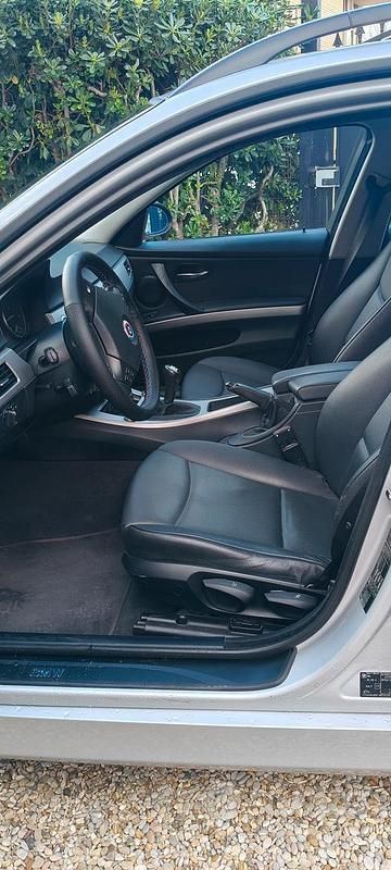 Usata BMW 318 2006 Grigio Station wagon