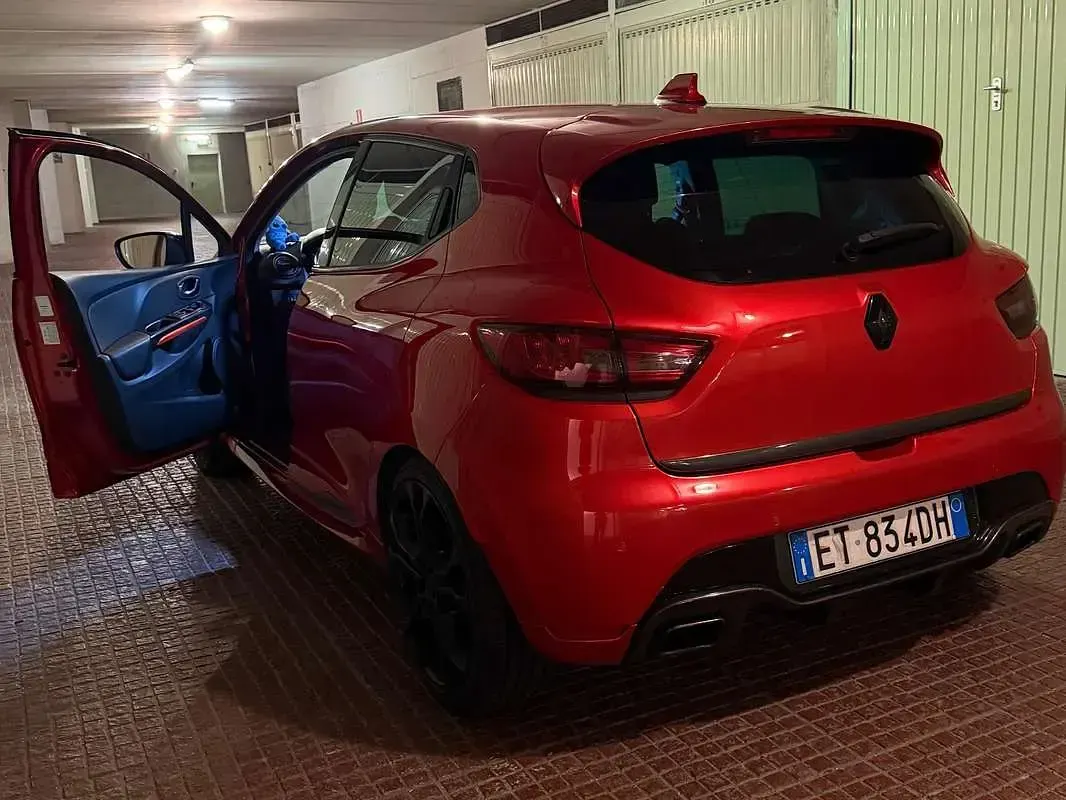 Usata Renault Clio IV R.S. 200 CV (147 kW) 2013 Rosso Berlina