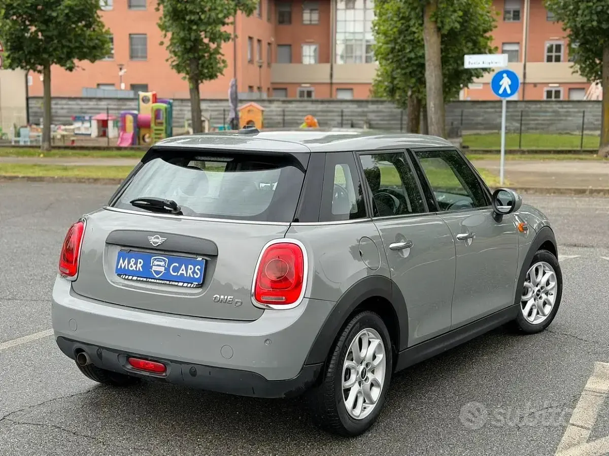 Usata Mini One D Hype 95 CV (69 kW) 2018 Grigio Utilitaria