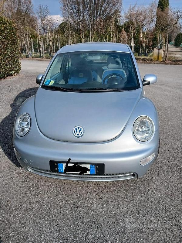Usata VW Beetle 2002 Grigio