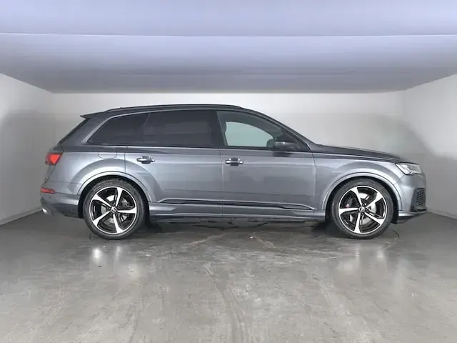 Usata Audi SQ7 Ambiente 507 CV (372 kW) 2022 Grigio daytona perlato SUV