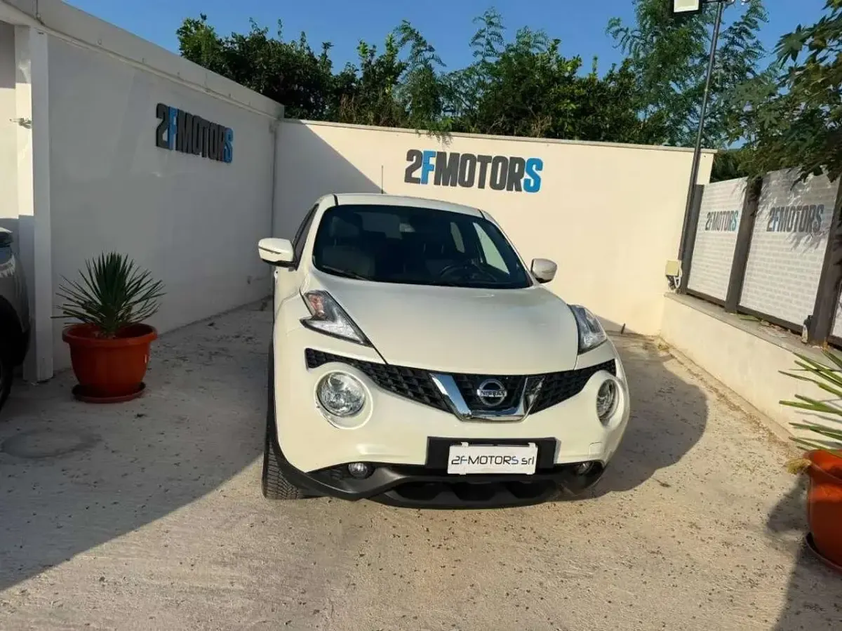 Usata Nissan Juke N-Connecta 110 CV (80 kW) 2016 Bianco SUV