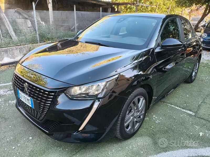 Usata Peugeot 208 75 CV (55 kW) 2021 Nero Utilitaria