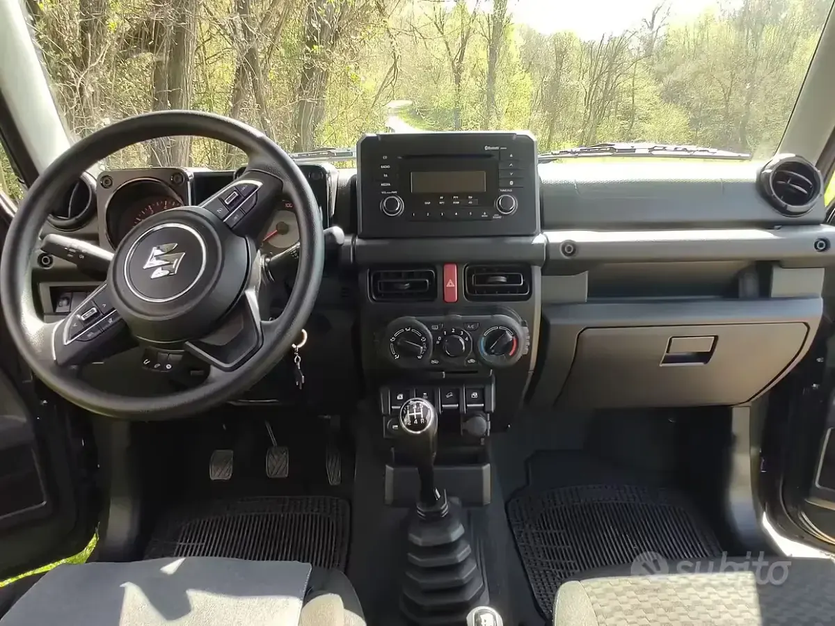 Occasion Suzuki Jimny 102 ch (75 kW) 2023 Vert SUV