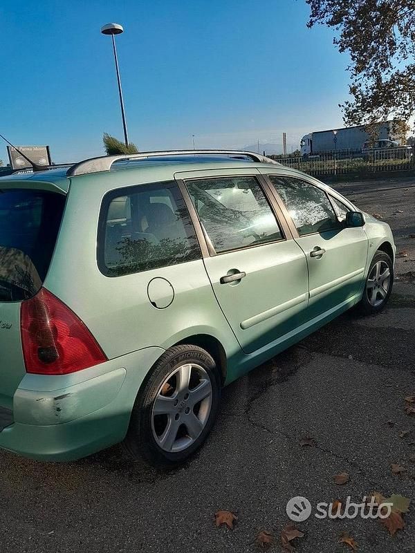 Usata Peugeot 307 136 CV (100 kW) 2002 Verde Station wagon