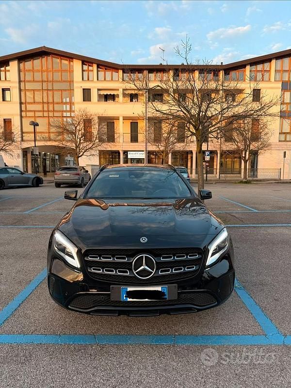 Usata Mercedes GLA200 Premium 2018 Nero SUV