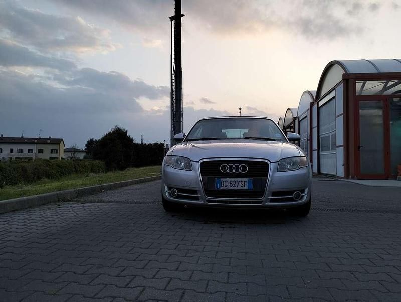 Usata Audi A4 Cabriolet Ambiente 140 CV (102 kW) 2007 Argento Cabrio