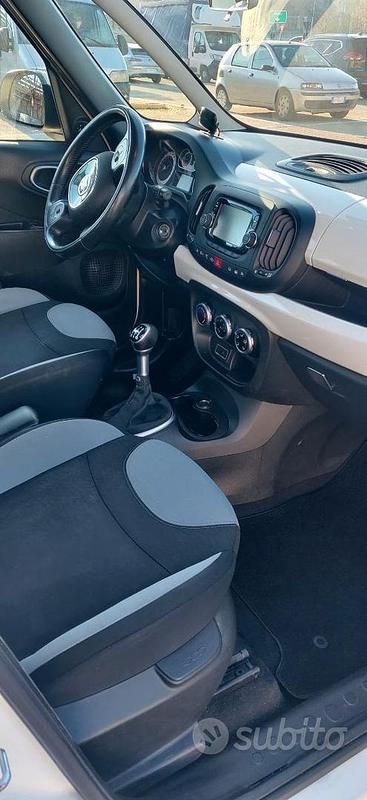Usata Fiat 500L Living 85 CV (62 kW) 2016 Bianco Monovolume