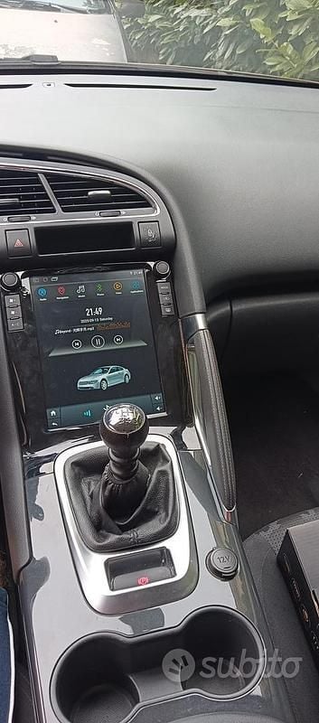 Usata Peugeot 3008 Active 111 CV (81 kW) 2012 Marrone SUV