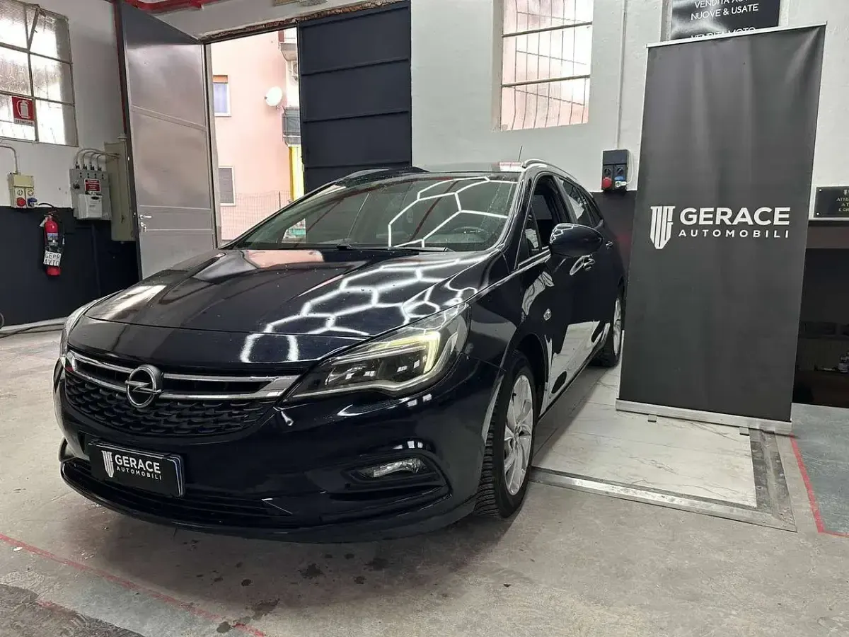 Usata Opel Astra 110 CV (80 kW) 2019 Blu/azzurro Station wagon