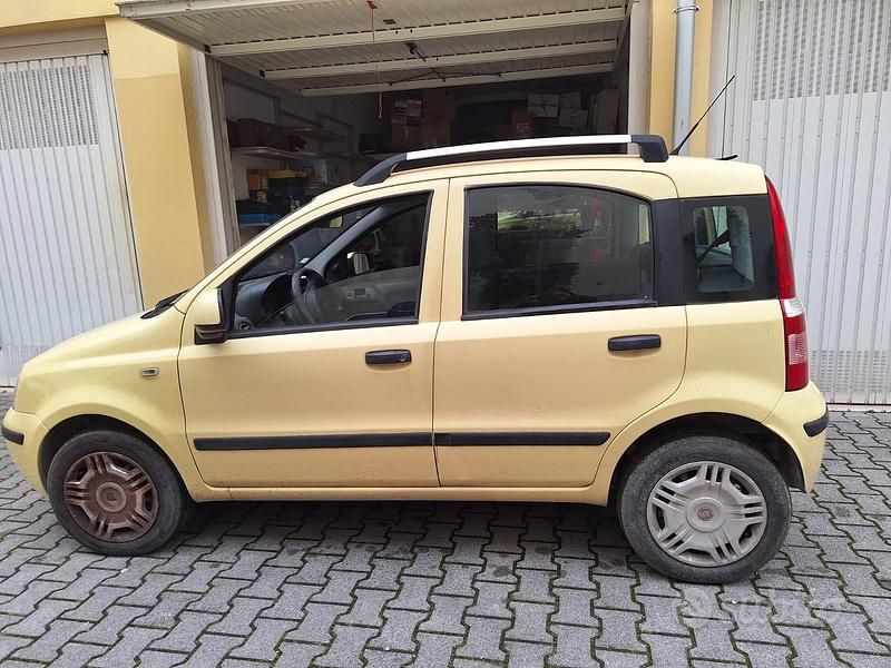 Usata Fiat Panda 2010 Giallo Utilitaria