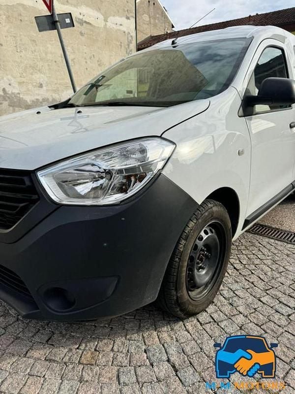 Usata Dacia Dokker Comfort 90 CV (66 kW) 2018 Bianco Monovolume