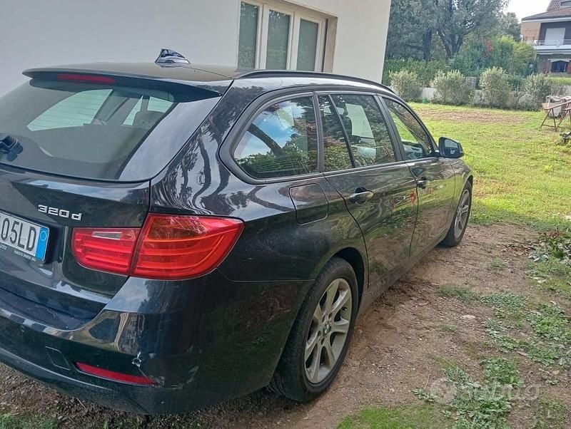Usata BMW 320 190 CV (139 kW) 2013 Nero Station wagon
