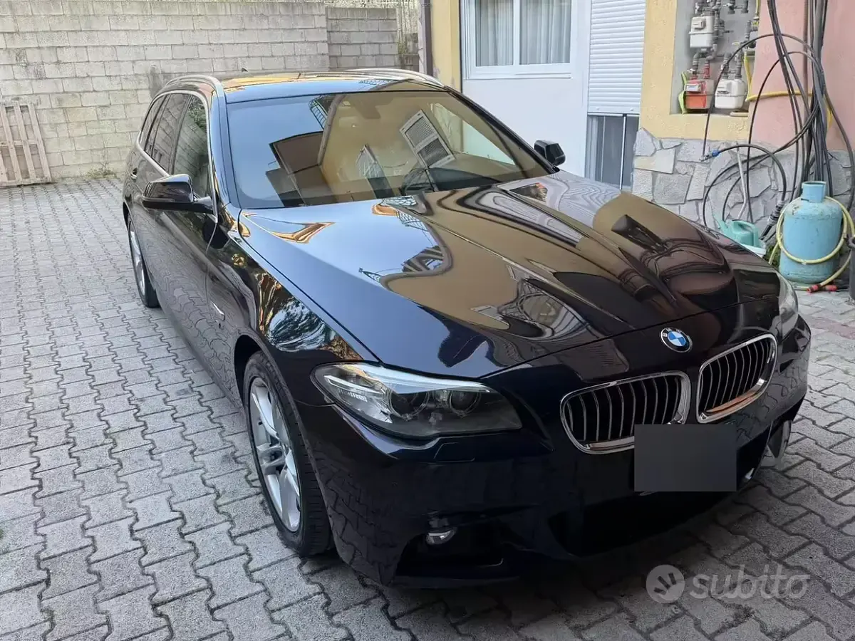 Usata BMW 520 M Sport 190 CV (139 kW) 2015 Blu Station wagon