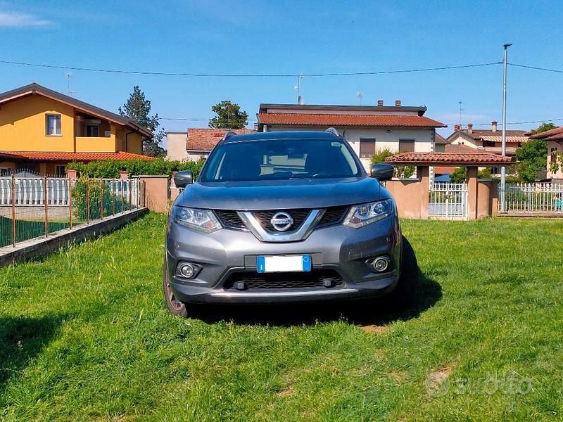 Usata Nissan X-Trail Tekna 131 CV (96 kW) 2017 Grigio SUV
