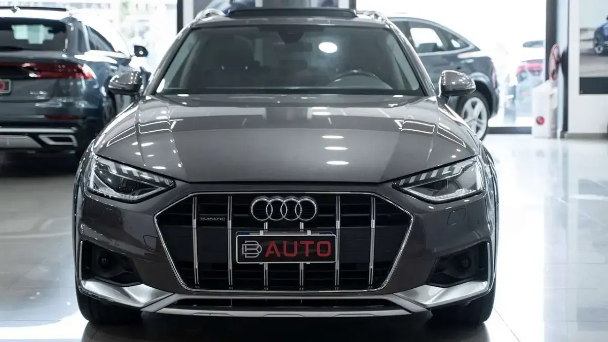 Usata Audi A4 Allroad Ambiente 204 CV (150 kW) 2021 Grigio daytona metallizzato Station wagon