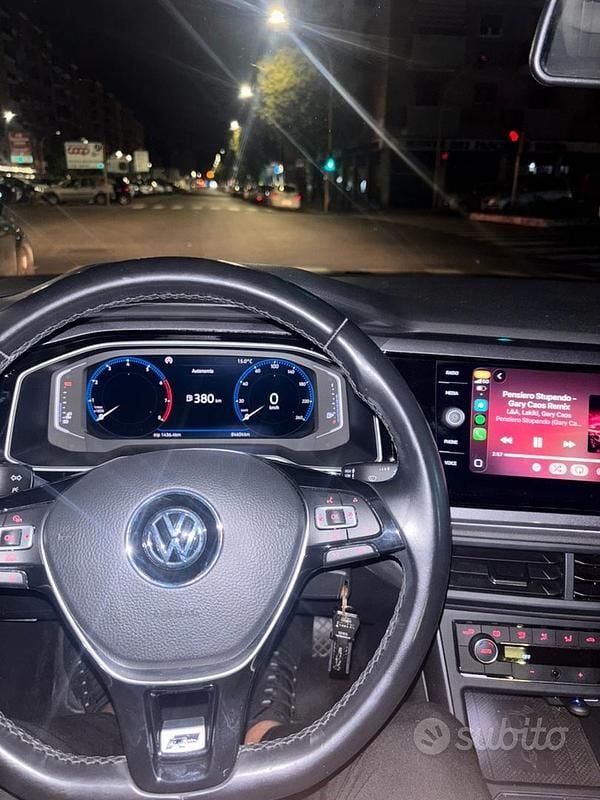 Usata VW Polo R-line 116 CV (85 kW) 2019 Blu Utilitaria