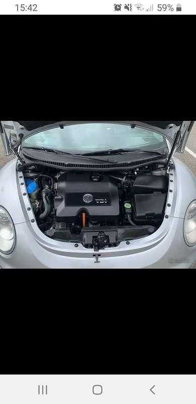 Usata VW New Beetle 105 CV (77 kW) 2006 Utilitaria