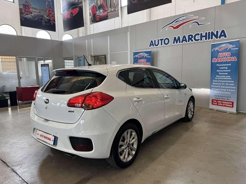 Usata Kia Ceed Active 110 CV (80 kW) 2016 Bianco Utilitaria